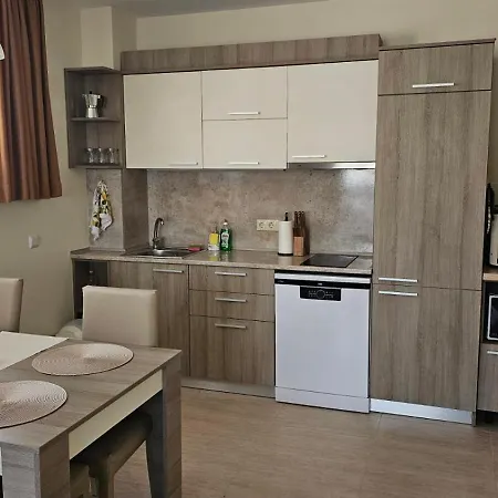 Vladan Apartment *