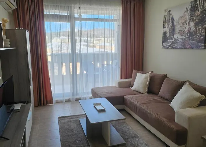 Апартамент Vladan *